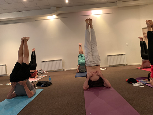 Yoga Chandelle Posture Paris